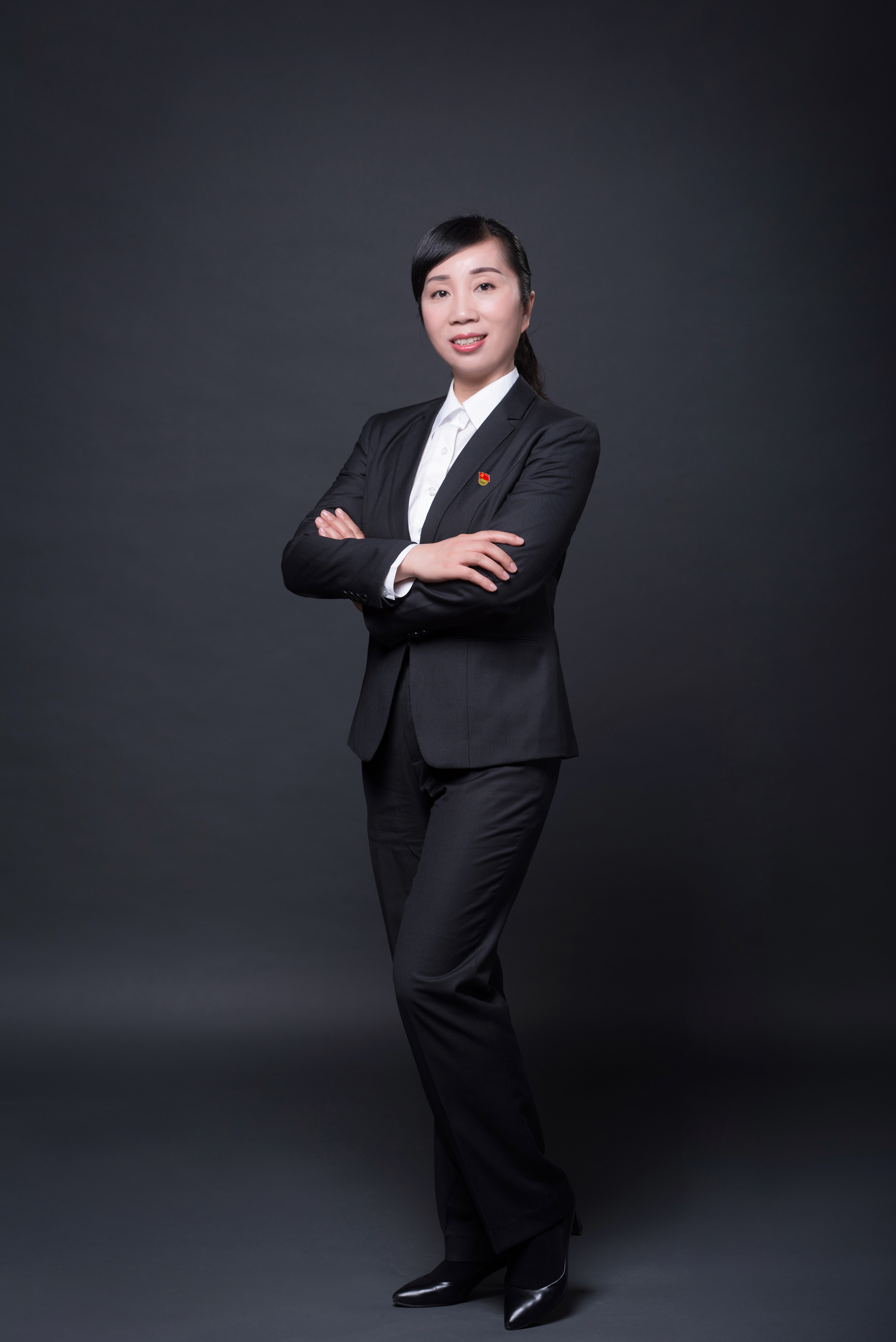 10 優秀黨務工作者 總部 方艷.jpg 10 優秀黨務工作者 總部 方艷.jpg